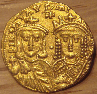 Golden solid, which depicts Irina with her son | Hobby Keeper Articles